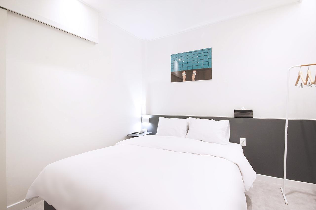 Hotel Yam Yeosu Hakdong ภายนอก รูปภาพ