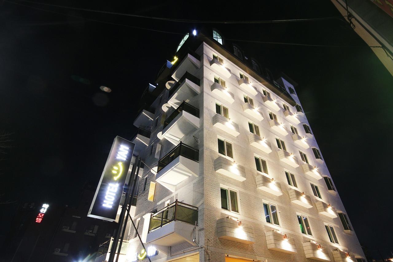 Hotel Yam Yeosu Hakdong ภายนอก รูปภาพ