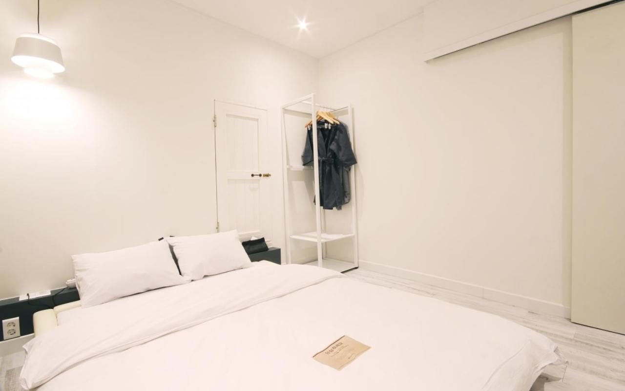 Hotel Yam Yeosu Hakdong ภายนอก รูปภาพ